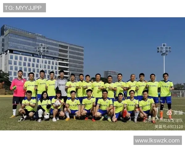 电影足球星热血逐梦绿茵场描绘青春拼搏与荣耀成长故事