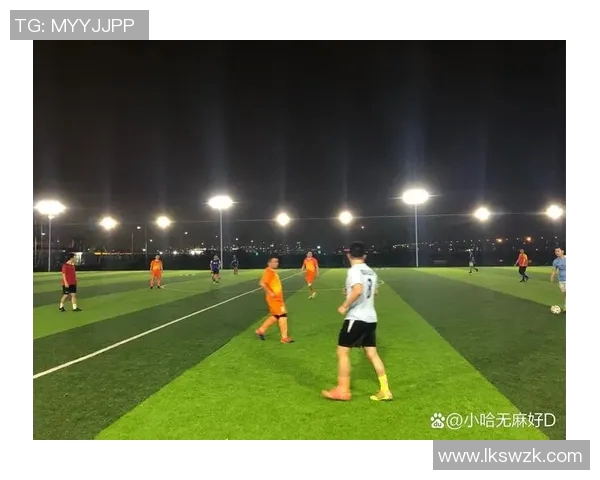 足球星帽子精彩瞬间盘点展现绿茵场上激情与荣耀