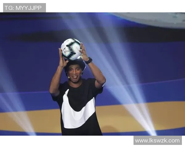 会功夫的足球球星有哪些?盘点几位兼具球技与武术的足球巨星 会功夫的足球球星有哪些?盘点几位兼具球技与武术的足球巨星